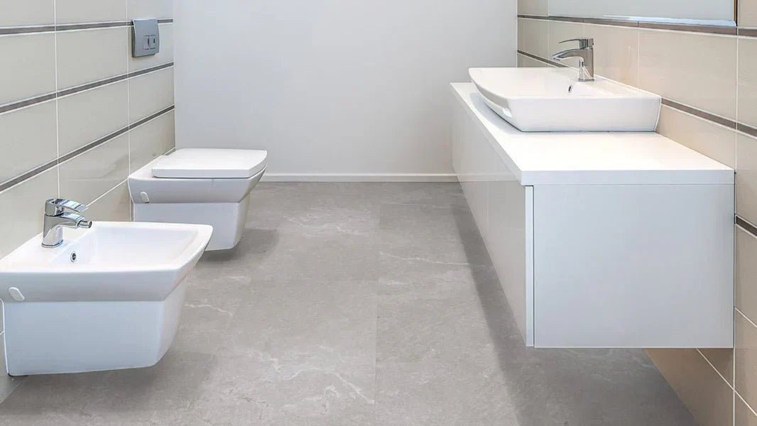 Warum einen Vinylboden im Badezimmer wählen? - Solzaleben.de