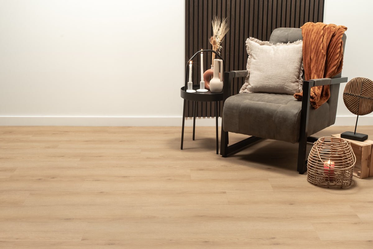Floer Banska Braun Eiche Dörfer Klebe-Vinyl FLR-3042 - Solzaleben.de