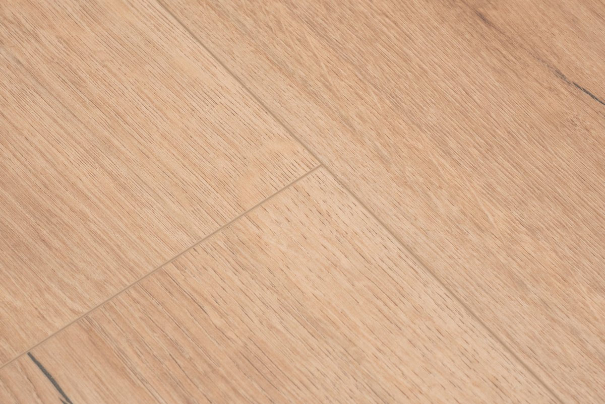 Floer Bergamo Eiche Braun Städte Laminat FLR - 1422 - Solzaleben.de