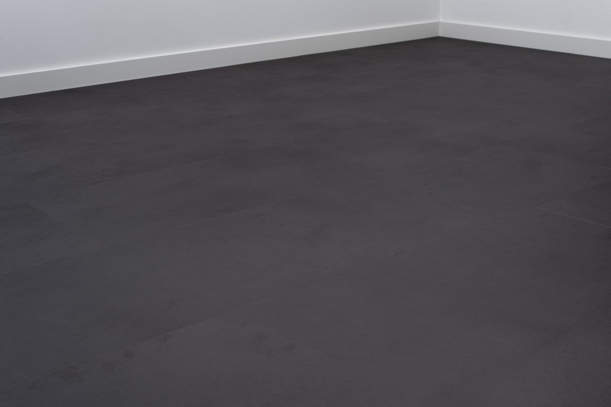 Floer Betonlook Schwarz Klebe - Vinyl Fliesen FLR - 3610 - Solzaleben.de