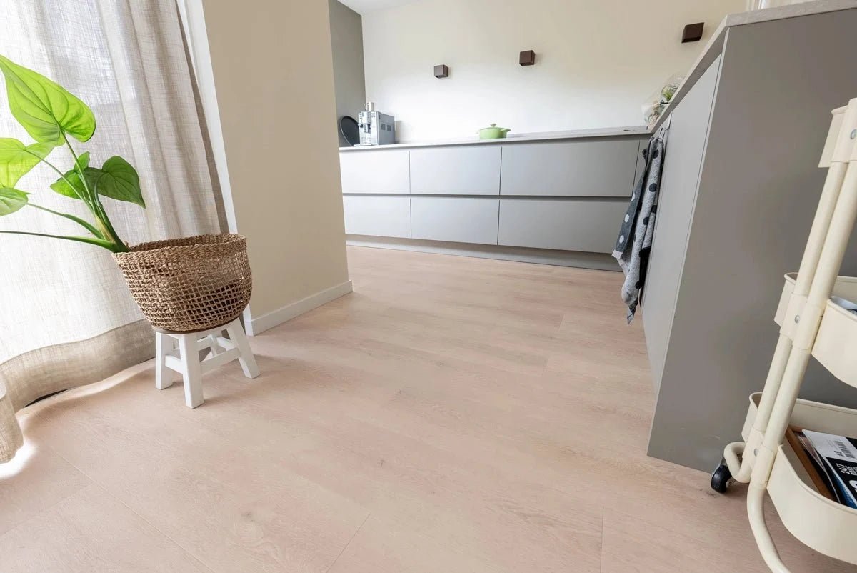 Floer Bibury Beige Eiche Dörfer Klebe-Vinyl FLR-3036 - Solzaleben.de