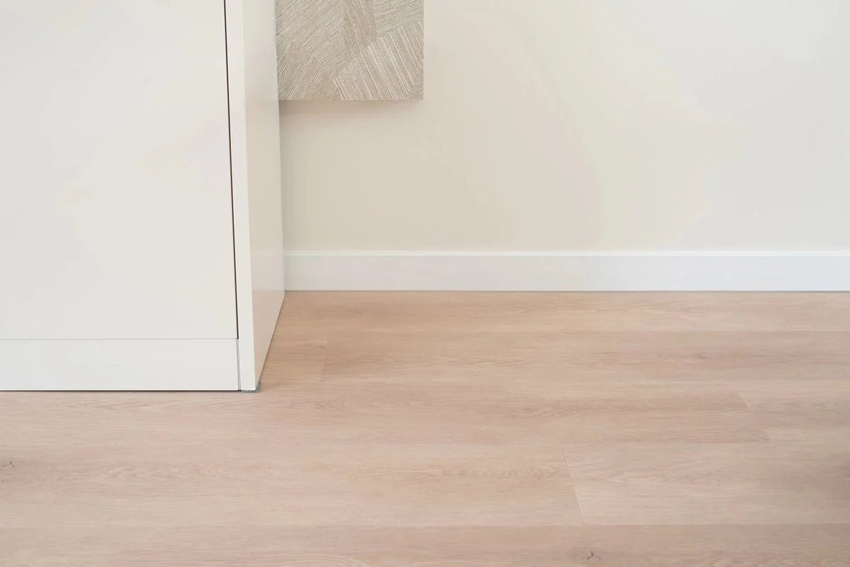 Floer Bibury Beige Eiche Dörfer Klebe-Vinyl FLR-3036 - Solzaleben.de