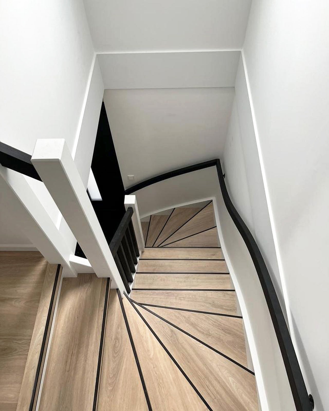 Floer Casares Creme Weiß Eiche Dörfer Klebe - Vinyl FLR - 3040 - Solzaleben.de