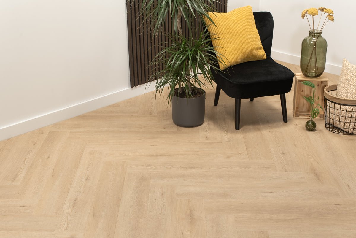 Floer Gaia Graubeige Walfischgrät Klebe - Vinyl FLR - 3527 - Solzaleben.de