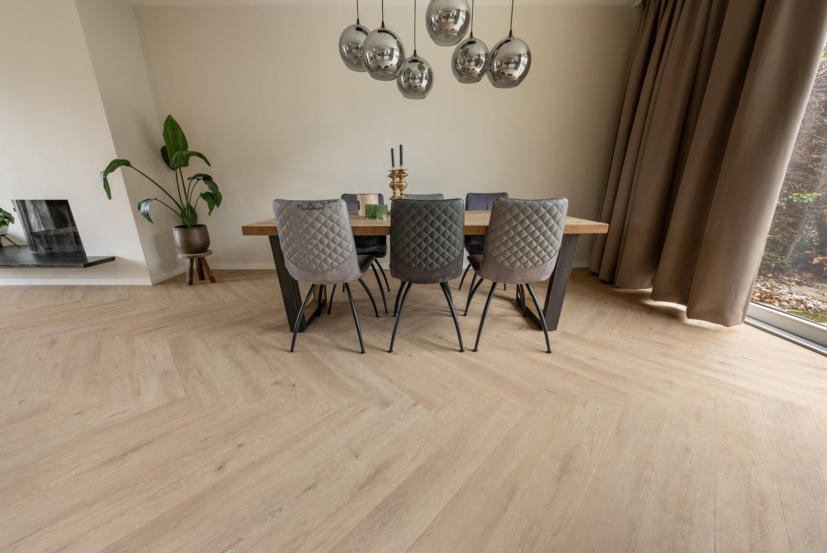 Floer Gaia Graubeige Walfischgrät Klebe - Vinyl FLR - 3527 - Solzaleben.de