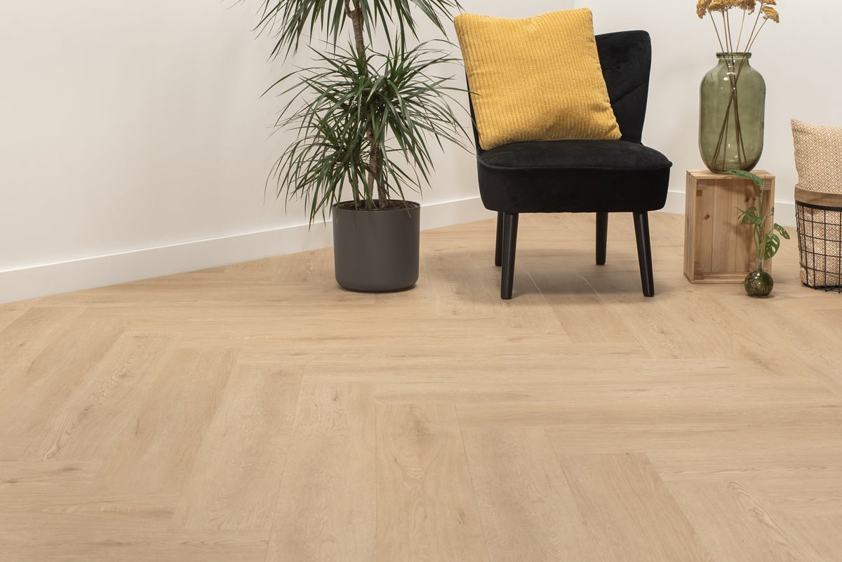 Floer Gaia Graubeige Walfischgrät Klebe - Vinyl FLR - 3527 - Solzaleben.de