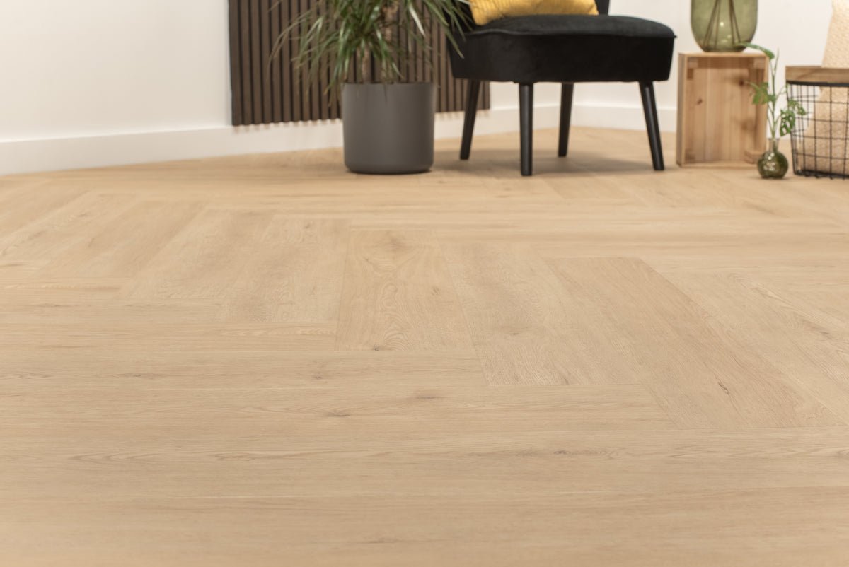 Floer Gaia Graubeige Walfischgrät Klebe - Vinyl FLR - 3527 - Solzaleben.de
