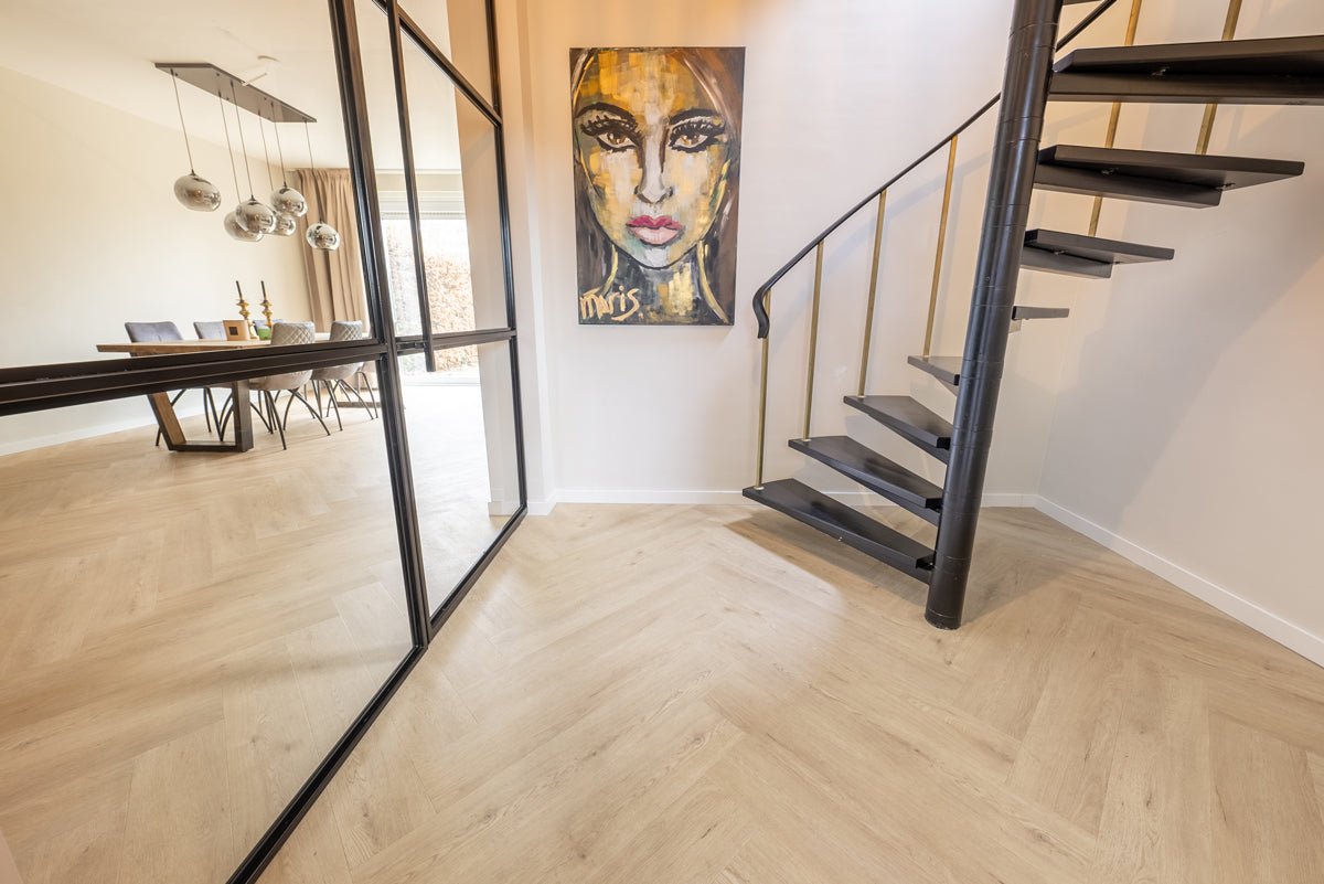 Floer Gaia Graubeige Walfischgrät Klebe - Vinyl FLR - 3527 - Solzaleben.de