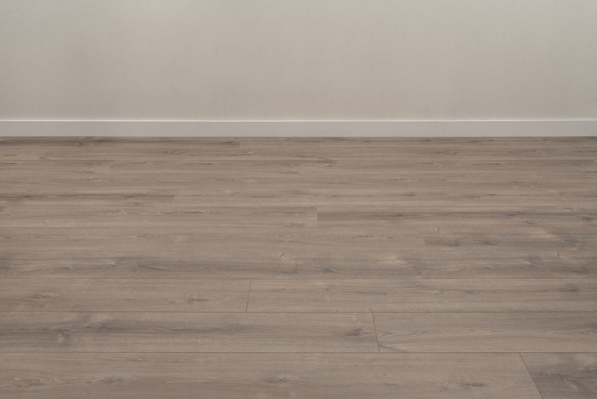 Floer Geräuchert Weiß Landhaus Laminat FLR-1707 - Solzaleben.de