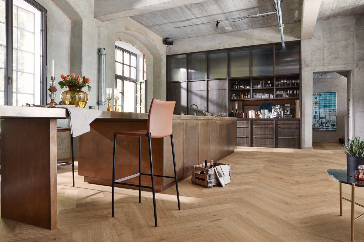 Floer Greige Eiche Hybrid Holz Fishgrät FLR - 5018 - Solzaleben.de