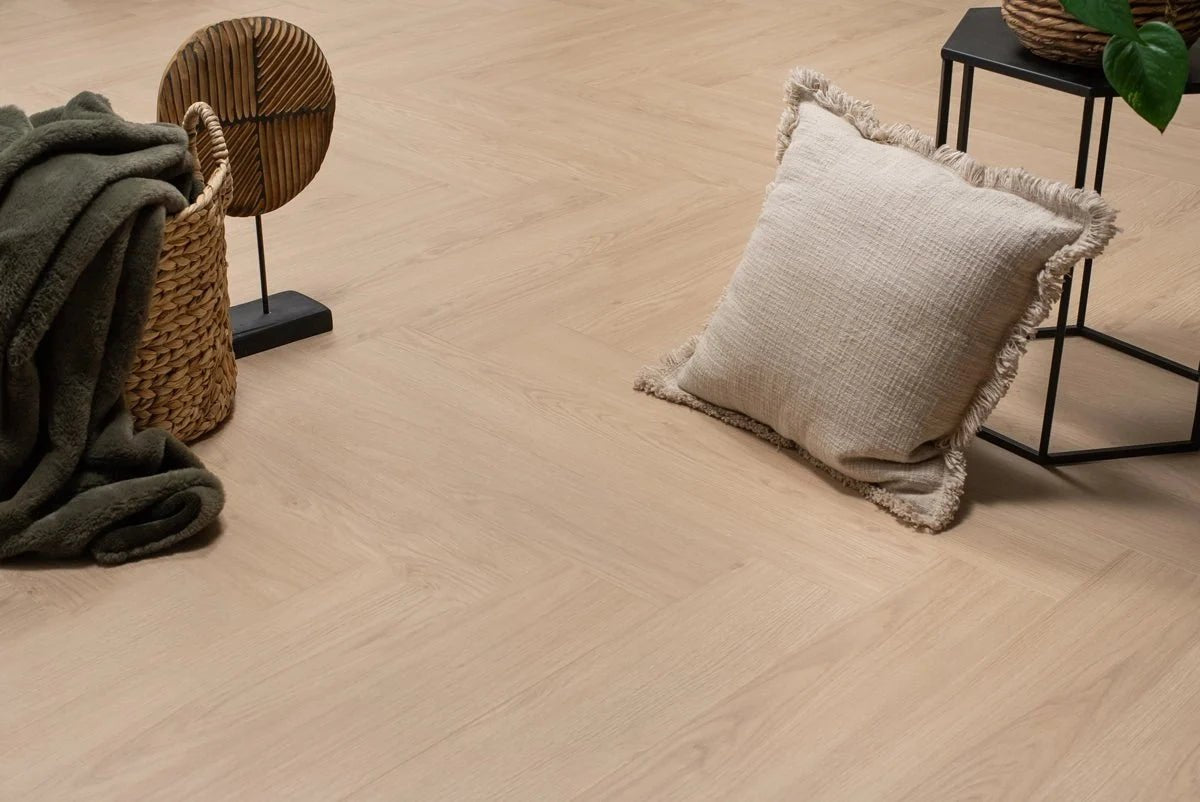 Floer Humphrey Hasel Braun Walfishgrät Laminat FLR-1616 - Solzaleben.de
