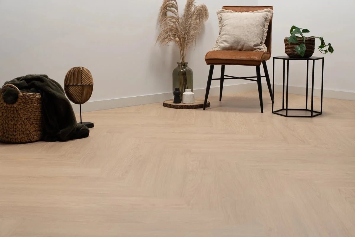 Floer Humphrey Hasel Braun Walfishgrät Laminat FLR-1616 - Solzaleben.de