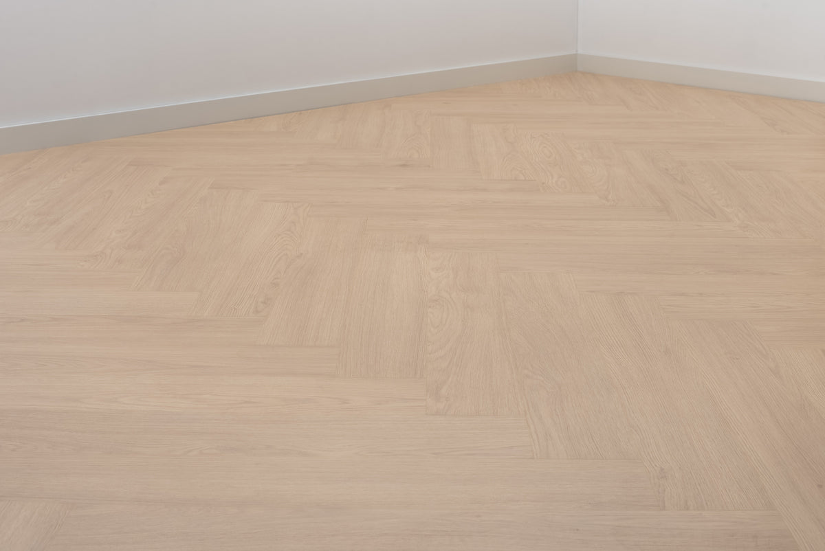 Floer Humphrey Hasel Braun Walfishgrät Laminat FLR - 1616 - Solzaleben.de