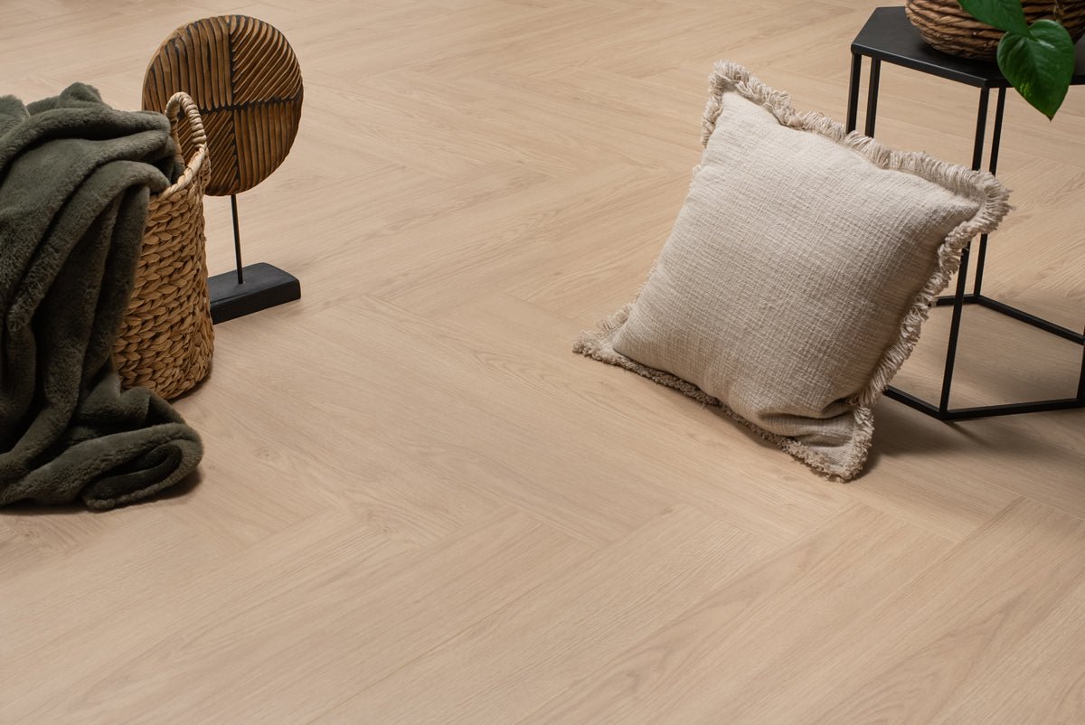 Floer Humphrey Hasel Braun Walfishgrät Laminat FLR - 1616 - Solzaleben.de