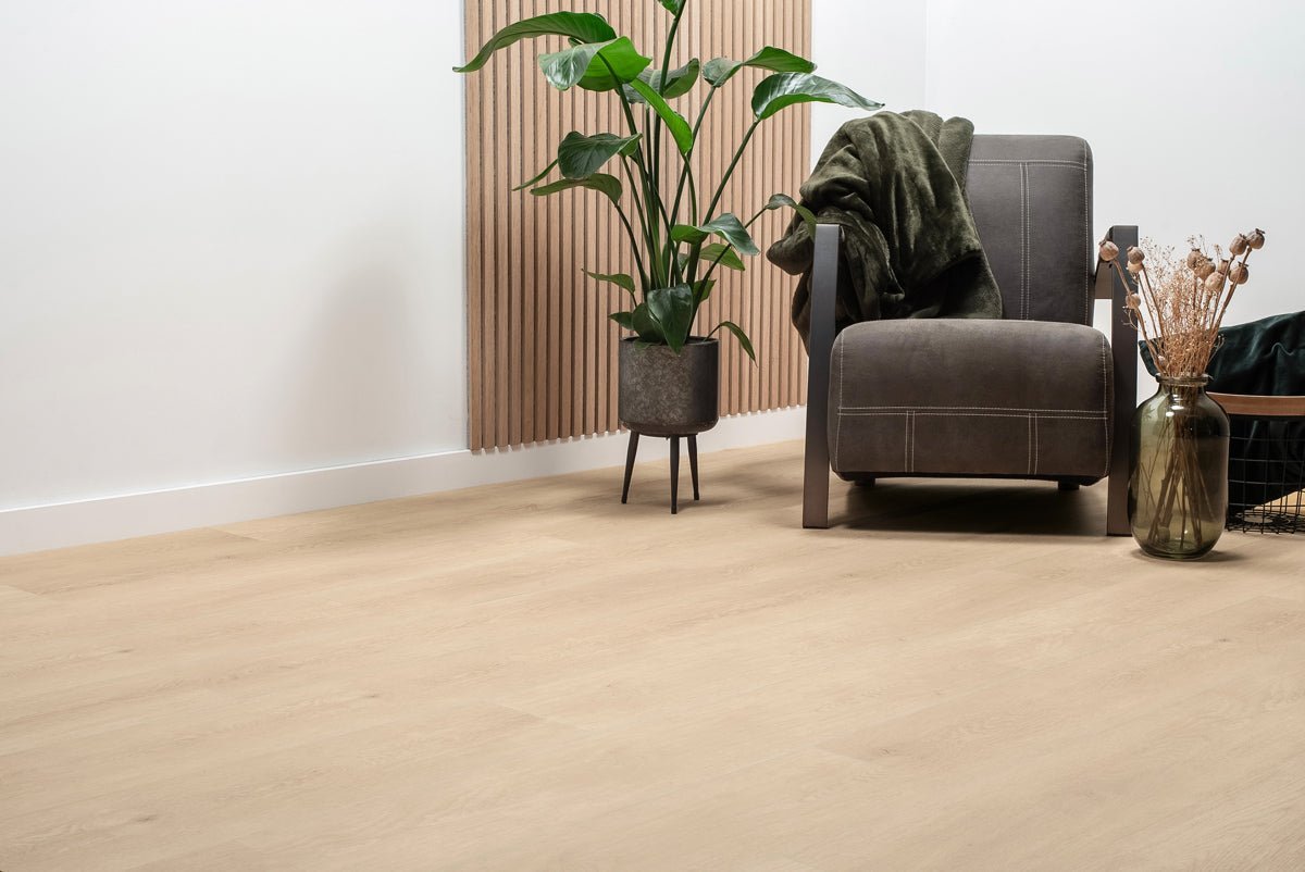 Floer Lavenham Hellbraun Eiche Dörfer Klebe-Vinyl FLR-3037 - Solzaleben.de