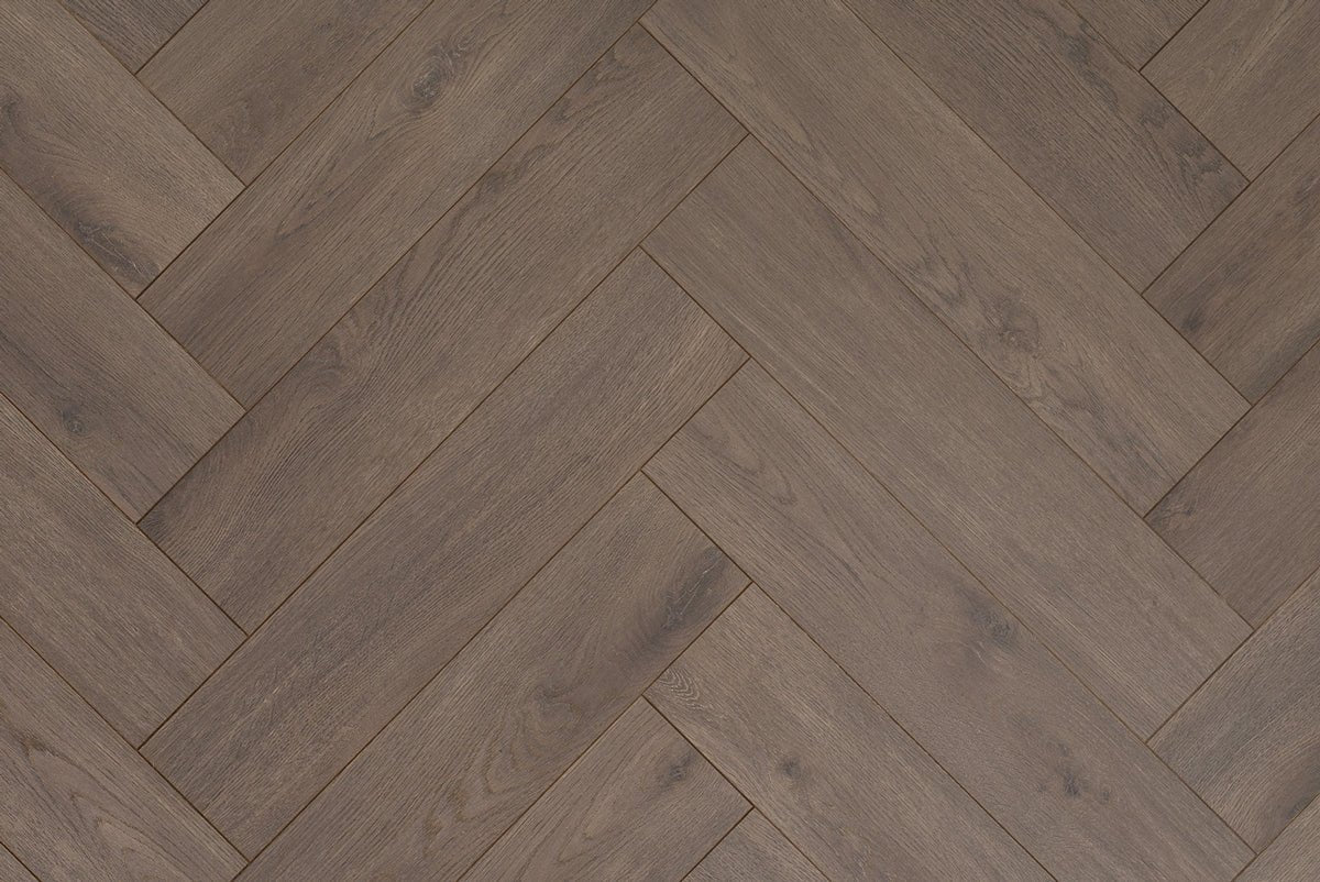 Floer Mokka Schwarz Eiche Fishgrät Laminat FLR - 1608 - Solzaleben.de