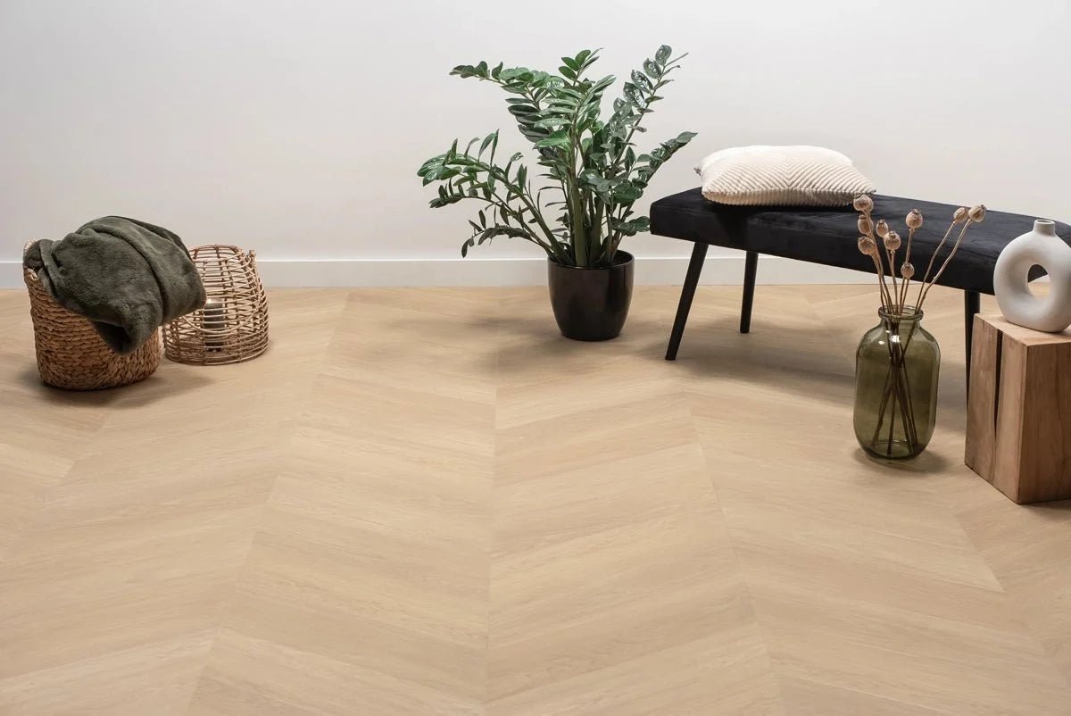 Floer Natur Eiche Chevron Klebe-Vinyl FLR-3571 - Solzaleben.de