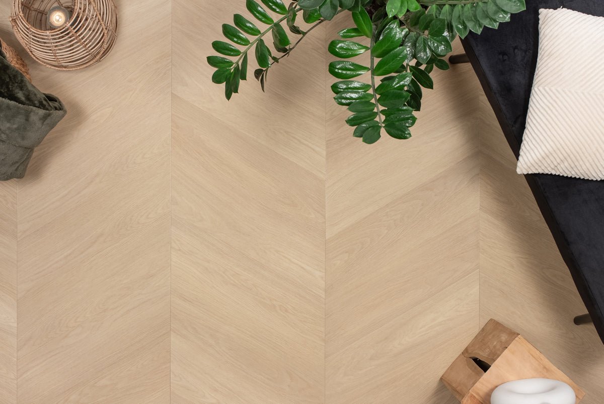 Floer Natur Eiche Chevron Klebe - Vinyl FLR - 3571 - Solzaleben.de