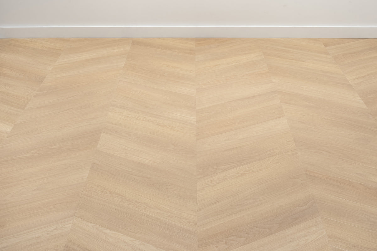 Floer Natur Eiche Chevron Klebe - Vinyl FLR - 3571 - Solzaleben.de