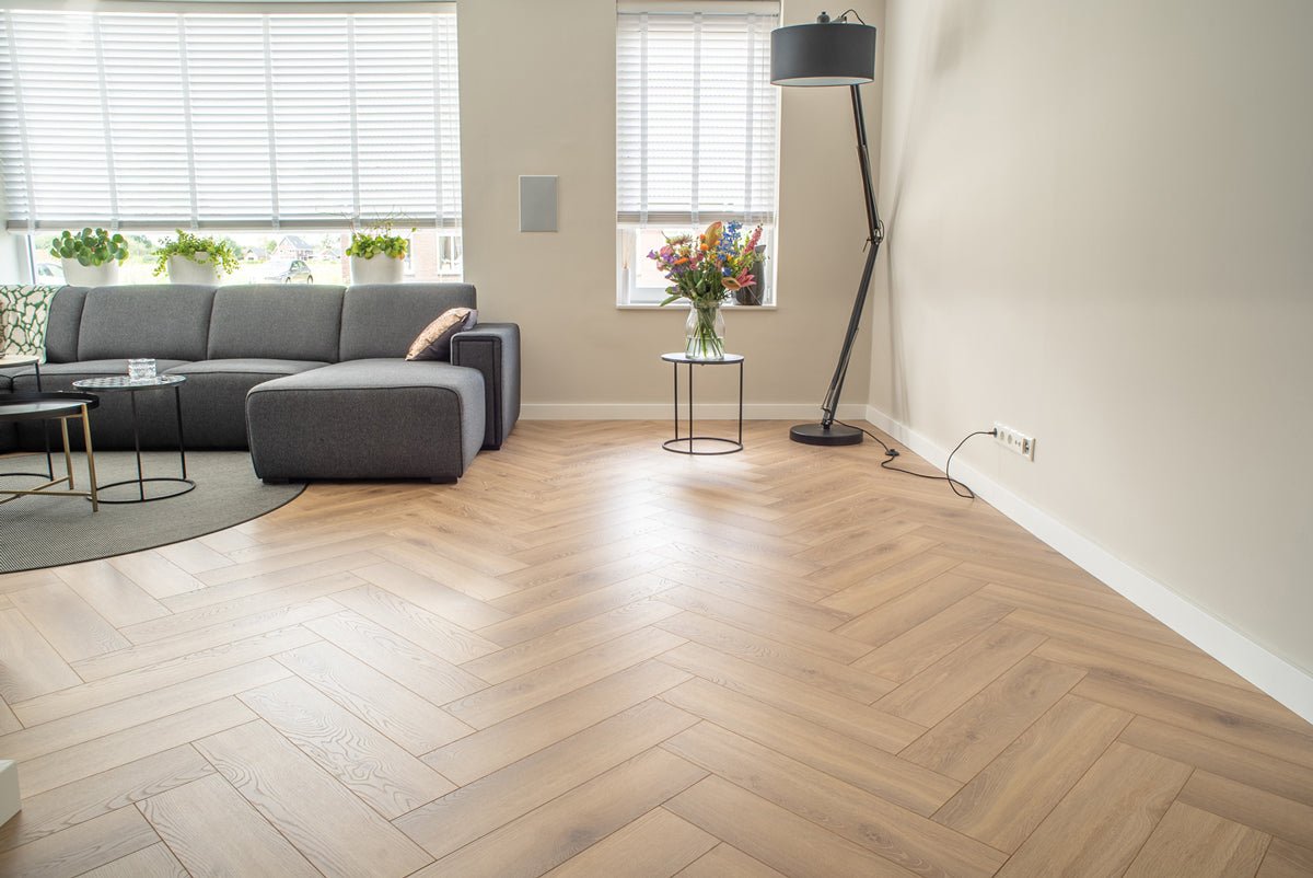 Floer Natur Eiche Fishgrät Laminat FLR - 1603 - Solzaleben.de
