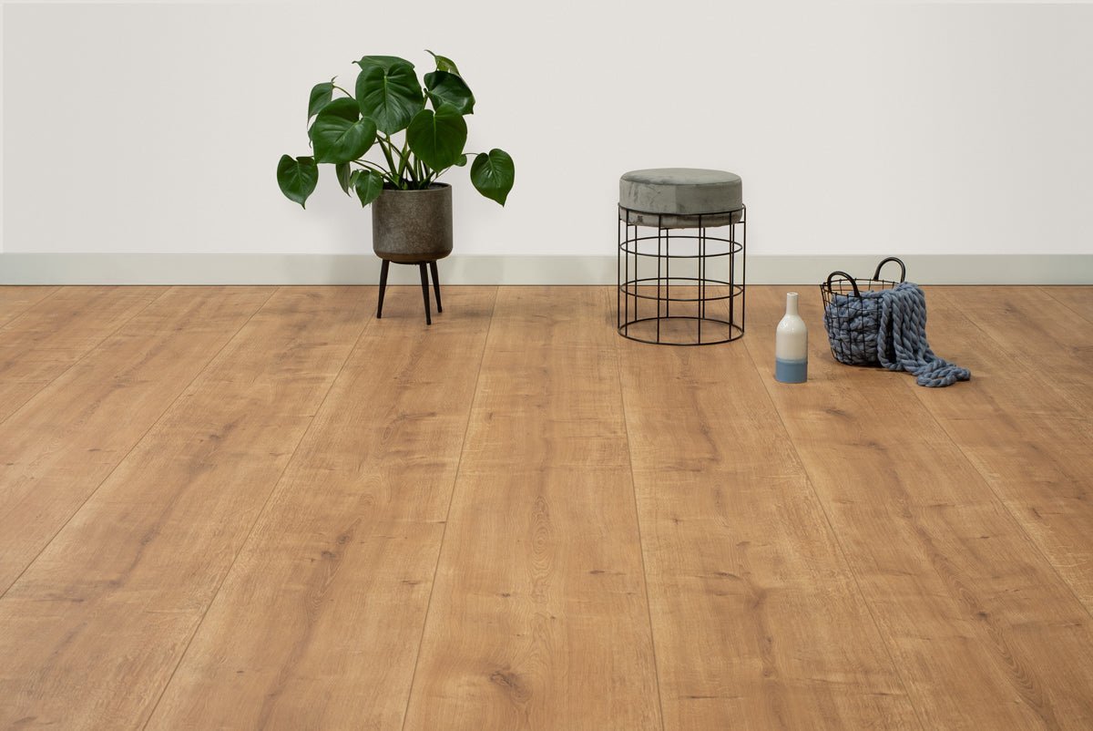 Floer Natur Eiche Landhaus Laminat FLR-1027 - Solzaleben.de