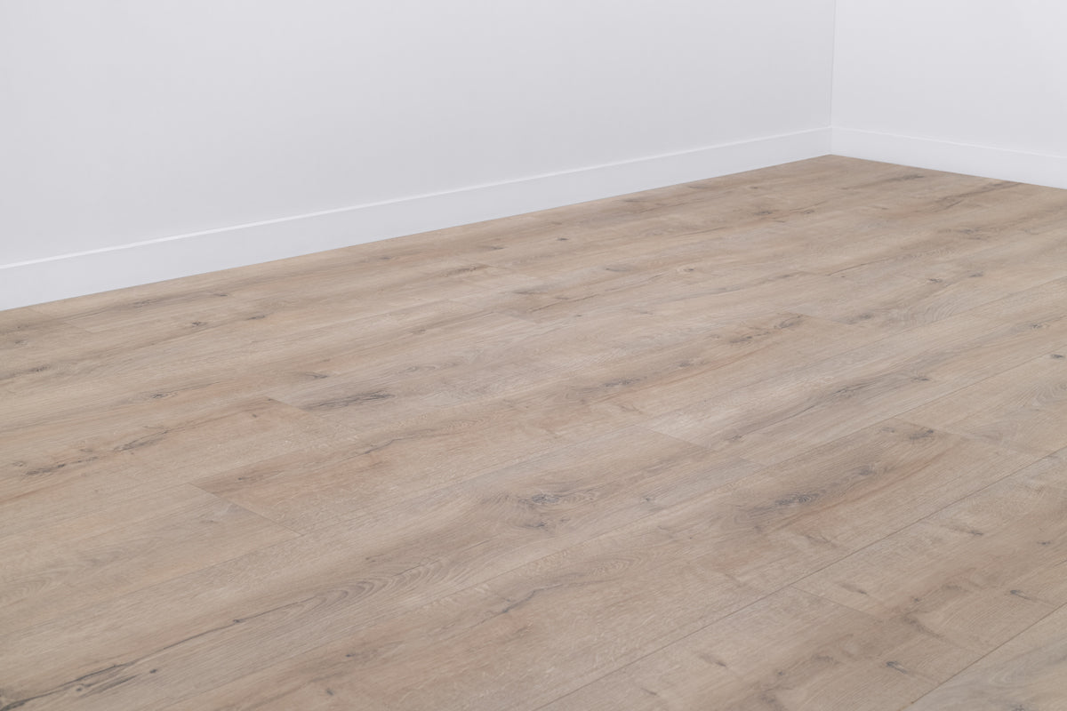Floer Paris Hellbraun Eiche Städte Laminat FLR - 1418 - Solzaleben.de