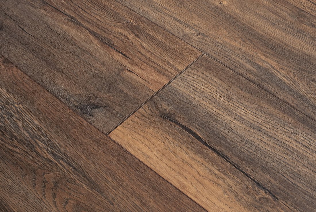 Floer Raue Dunkle Eiche Altholz Laminat FLR - 1531 - Solzaleben.de