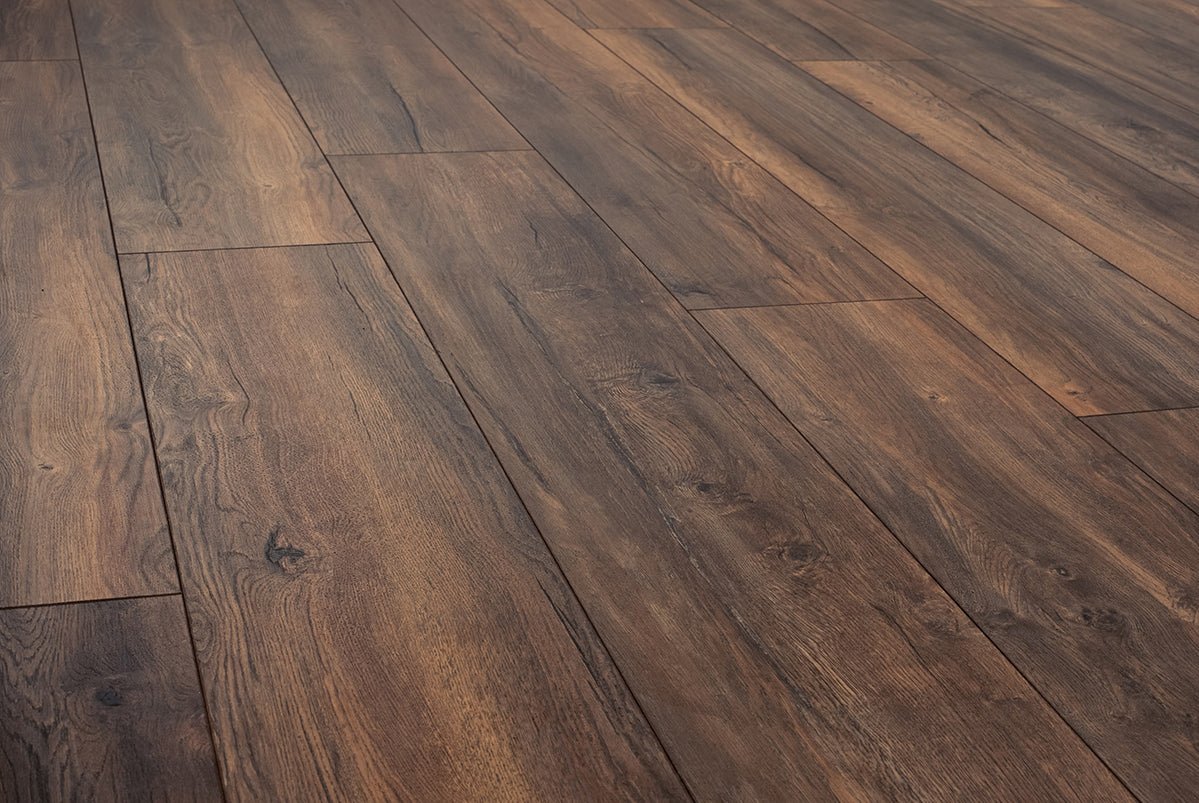 Floer Raue Dunkle Eiche Altholz Laminat FLR - 1531 - Solzaleben.de