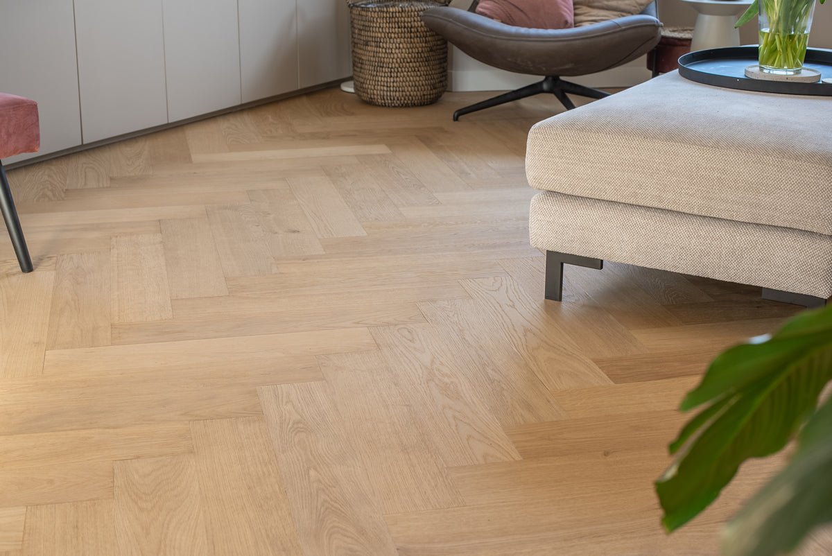 Floer Reine Eiche Hybrid Holz Fishgrät FLR - 5015 - Solzaleben.de