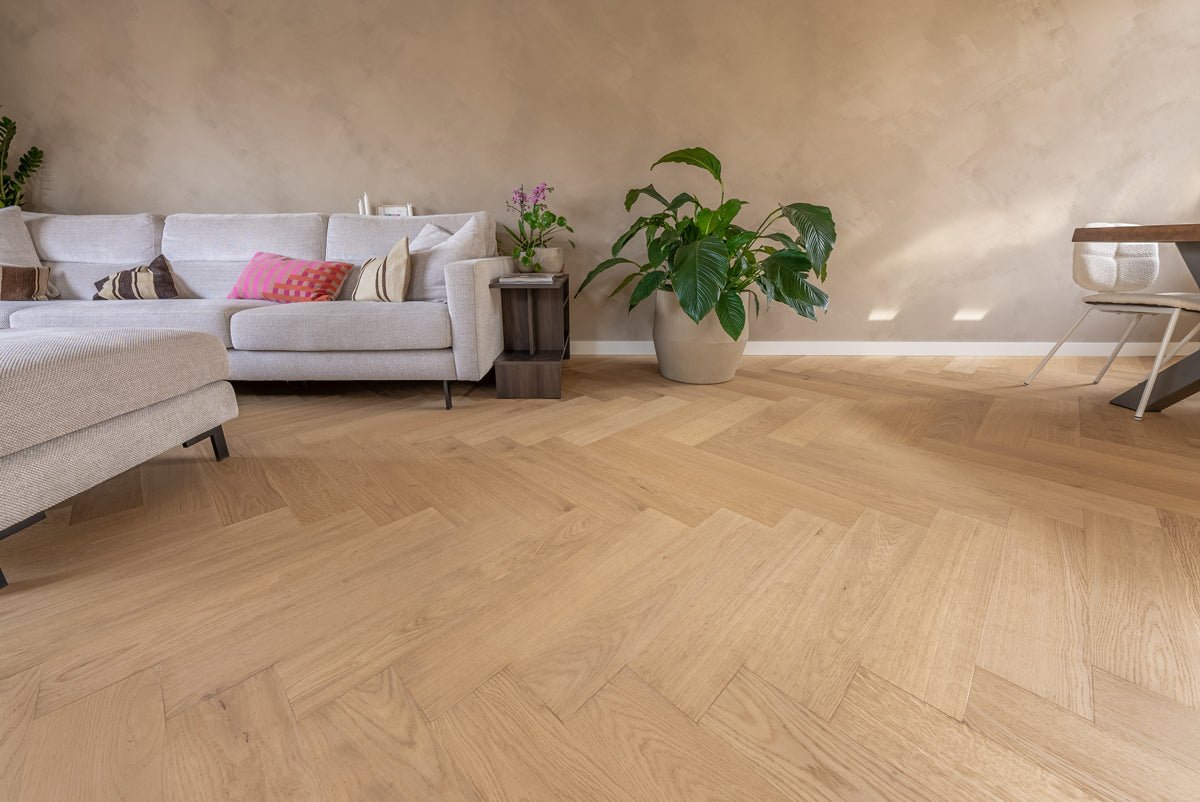 Floer Reine Eiche Hybrid Holz Fishgrät FLR - 5015 - Solzaleben.de