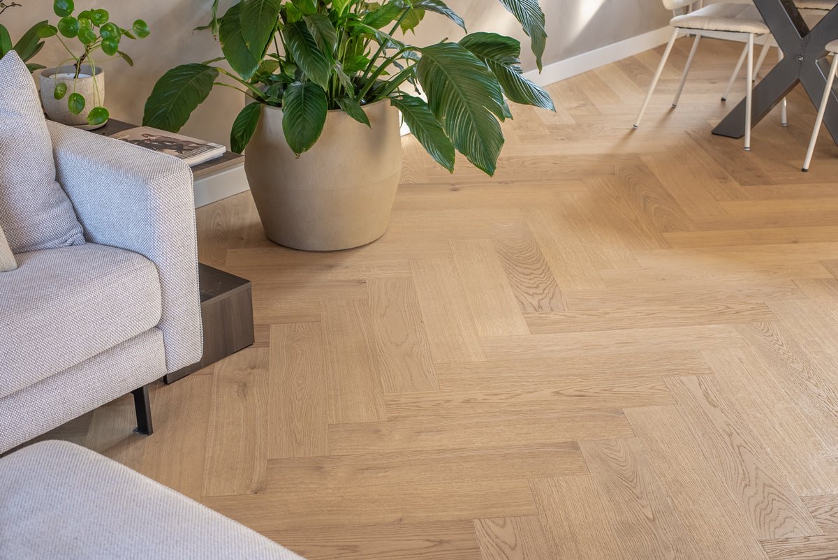 Floer Reine Eiche Hybrid Holz Fishgrät FLR - 5015 - Solzaleben.de