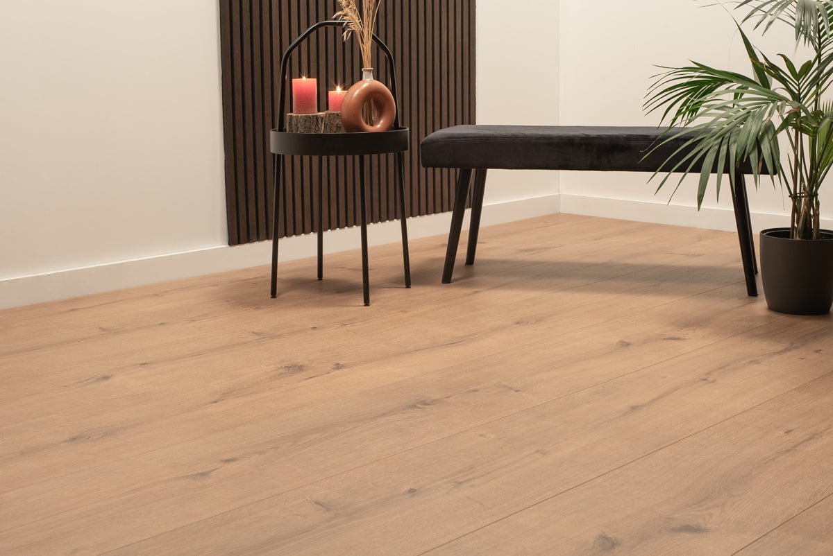Floer Robuste Braune Eiche Landhaus Laminat FLR - 1036 - Solzaleben.de