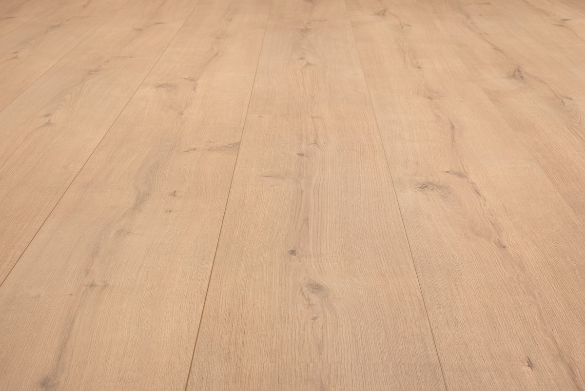 Floer Robuste Reine Eiche Landhaus Laminat FLR - 1037 - Solzaleben.de
