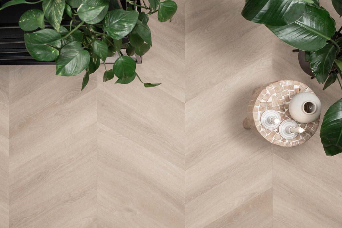 Floer Unbehandelt Eiche Chevron Klebe-Vinyl FLR-3570 - Solzaleben.de