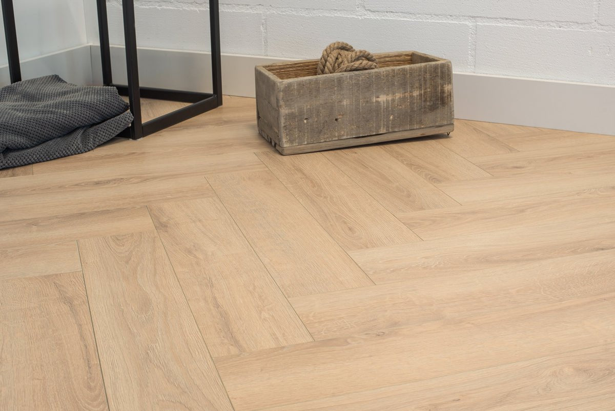 Floer Unbehandelt Eiche Fishgrät Laminat FLR - 1606 - Solzaleben.de