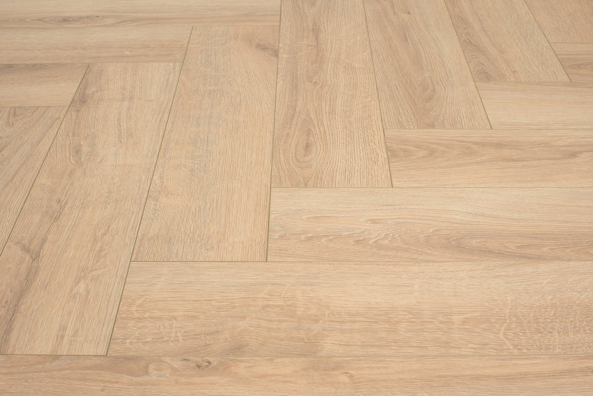 Floer Unbehandelt Eiche Fishgrät Laminat FLR - 1606 - Solzaleben.de