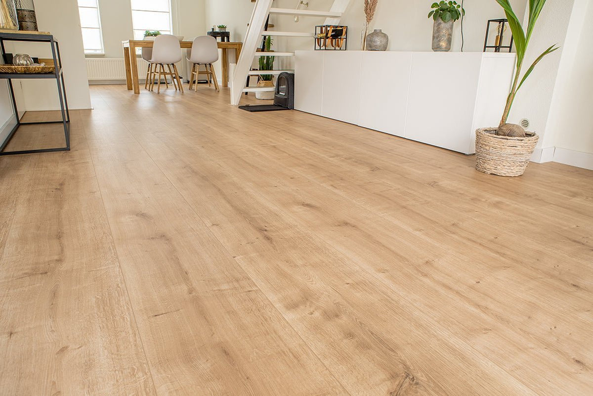 Floer Unbehandelte Eiche Landhaus Laminat FLR-1029 - Solzaleben.de