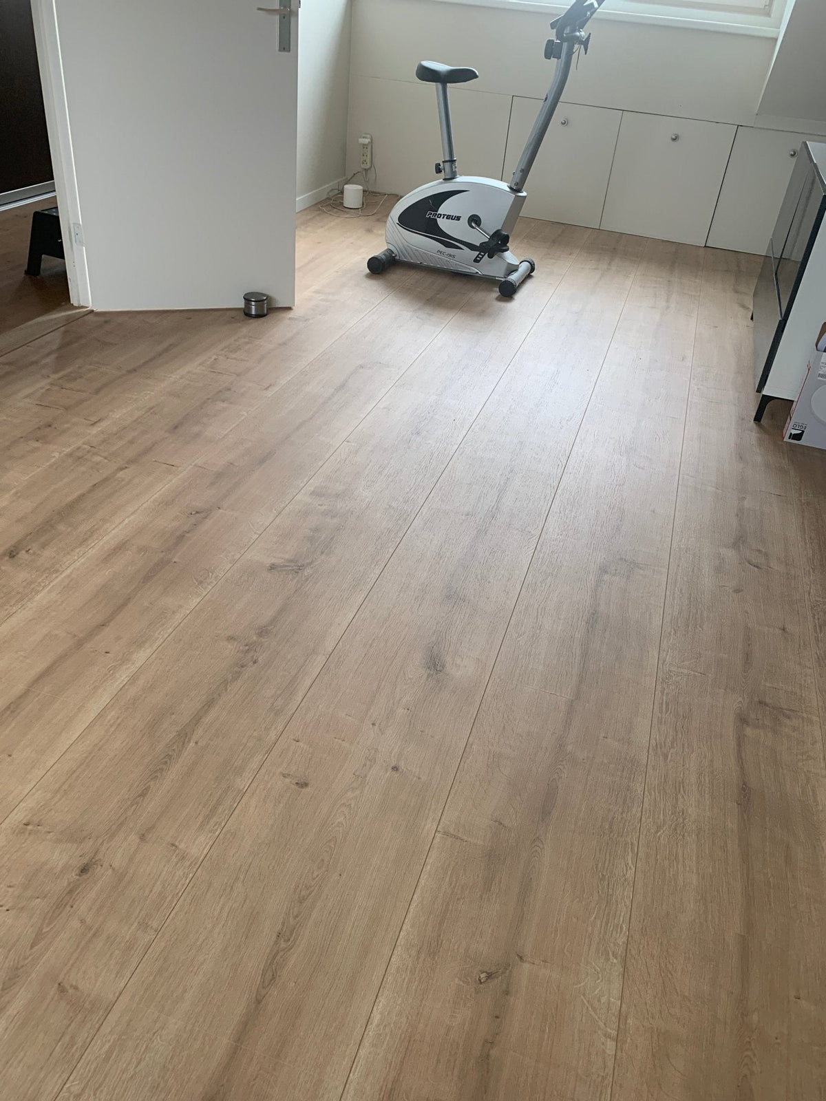 Floer Unbehandelte Eiche Landhaus Laminat FLR-1029 - Solzaleben.de