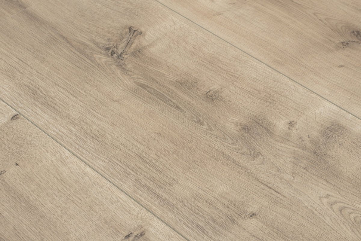 Floer Warmgraue Eiche Landhaus Laminat FLR - 1033 - Solzaleben.de