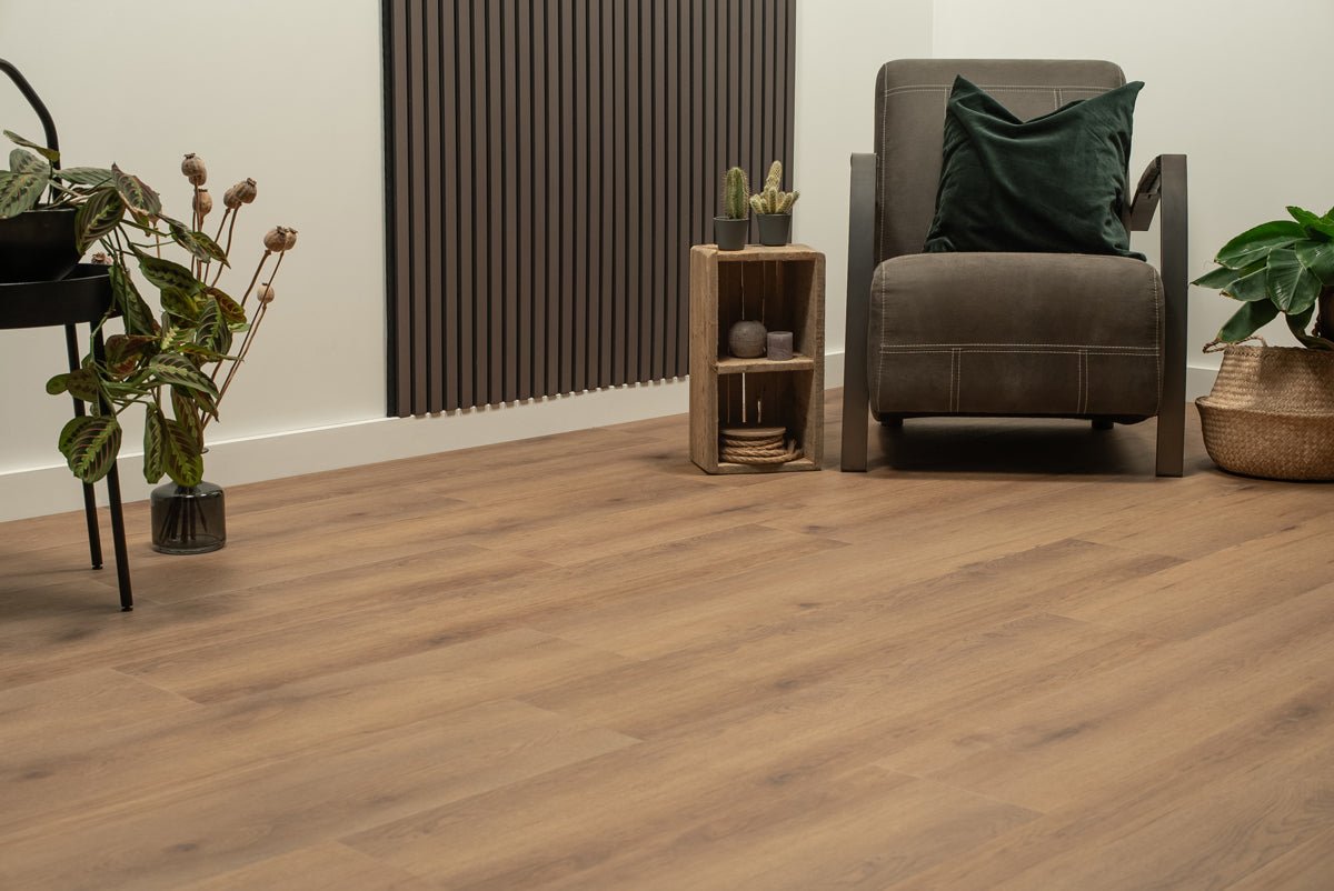 Floer Warth Nussbraun Eiche Dörfer Klebe - Vinyl FLR - 3046 - Solzaleben.de