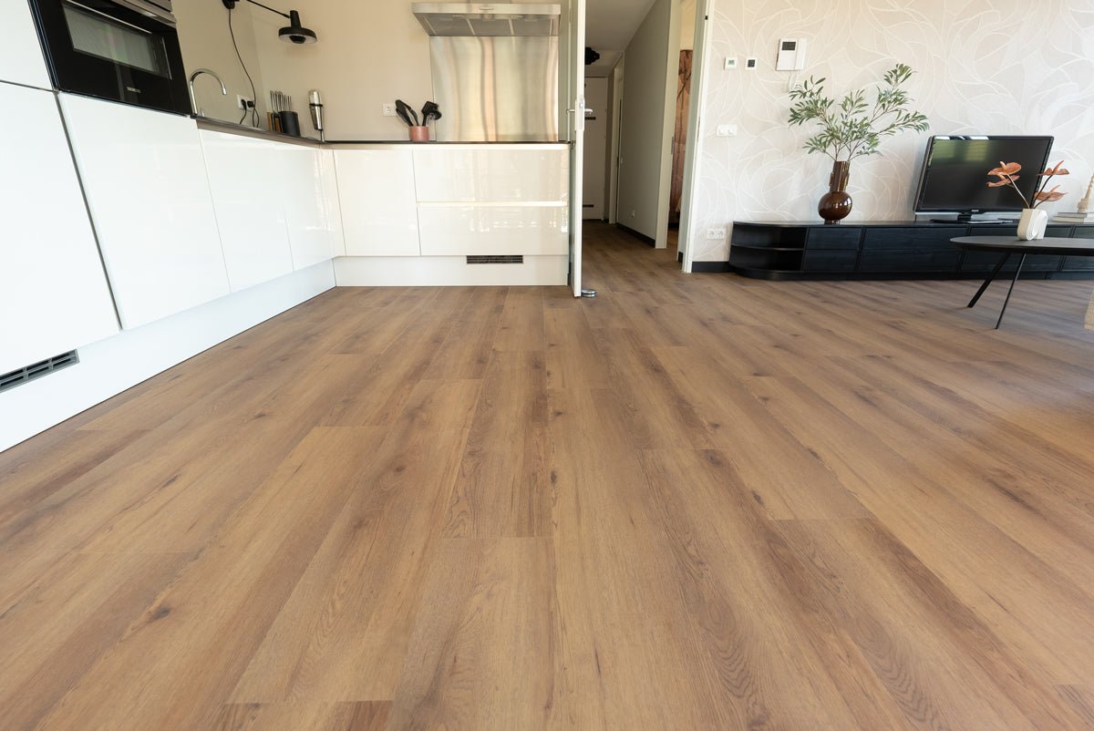 Floer Warth Nussbraun Eiche Dörfer Klebe - Vinyl FLR - 3046 - Solzaleben.de