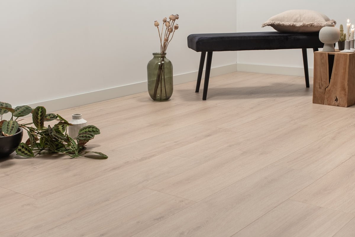 Floer Waterford Eiche Weiß Beige Städte Laminat FLR - 1421 - Solzaleben.de