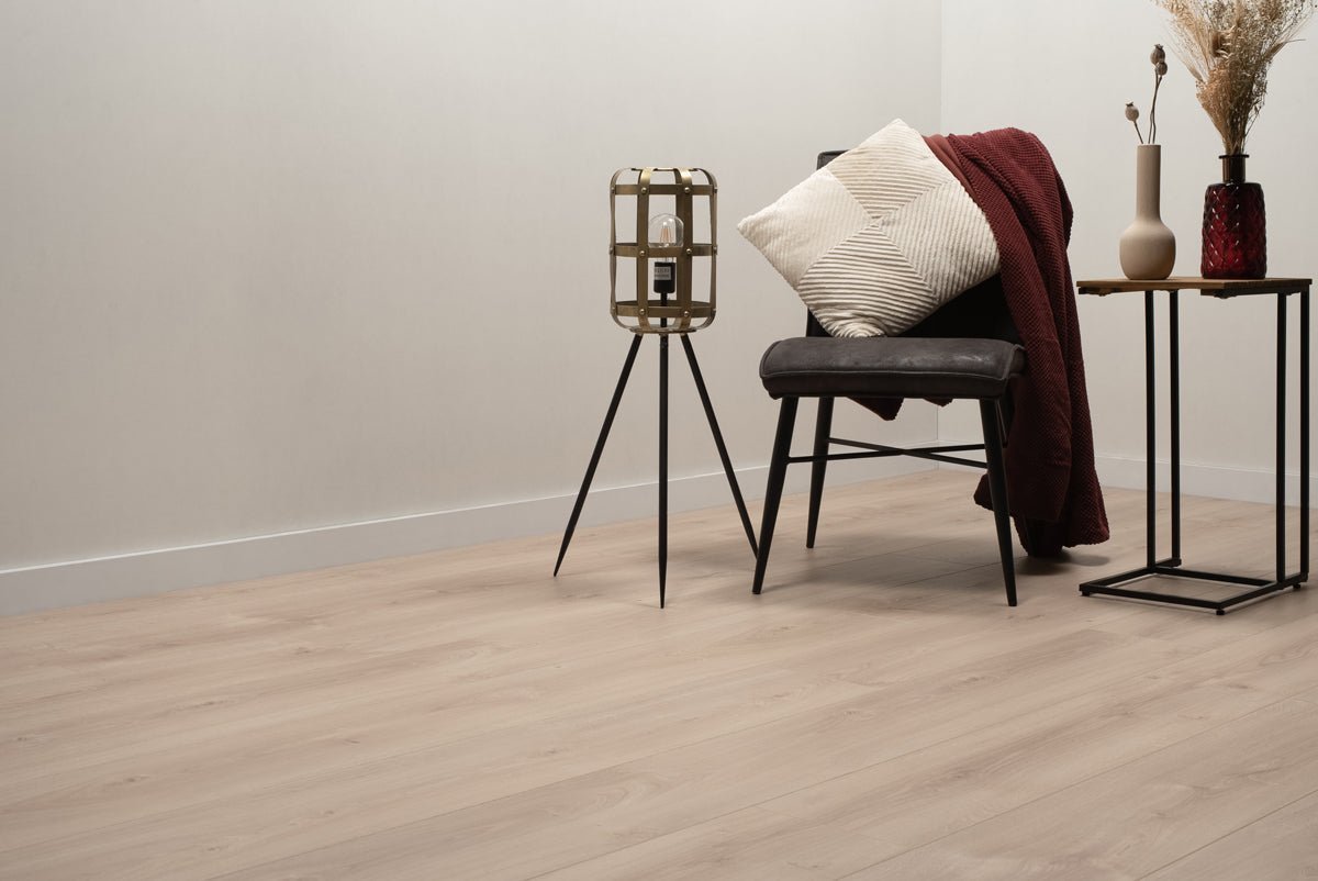 Floer Weiß Geölt Landhaus Laminat FLR-1709 - Solzaleben.de