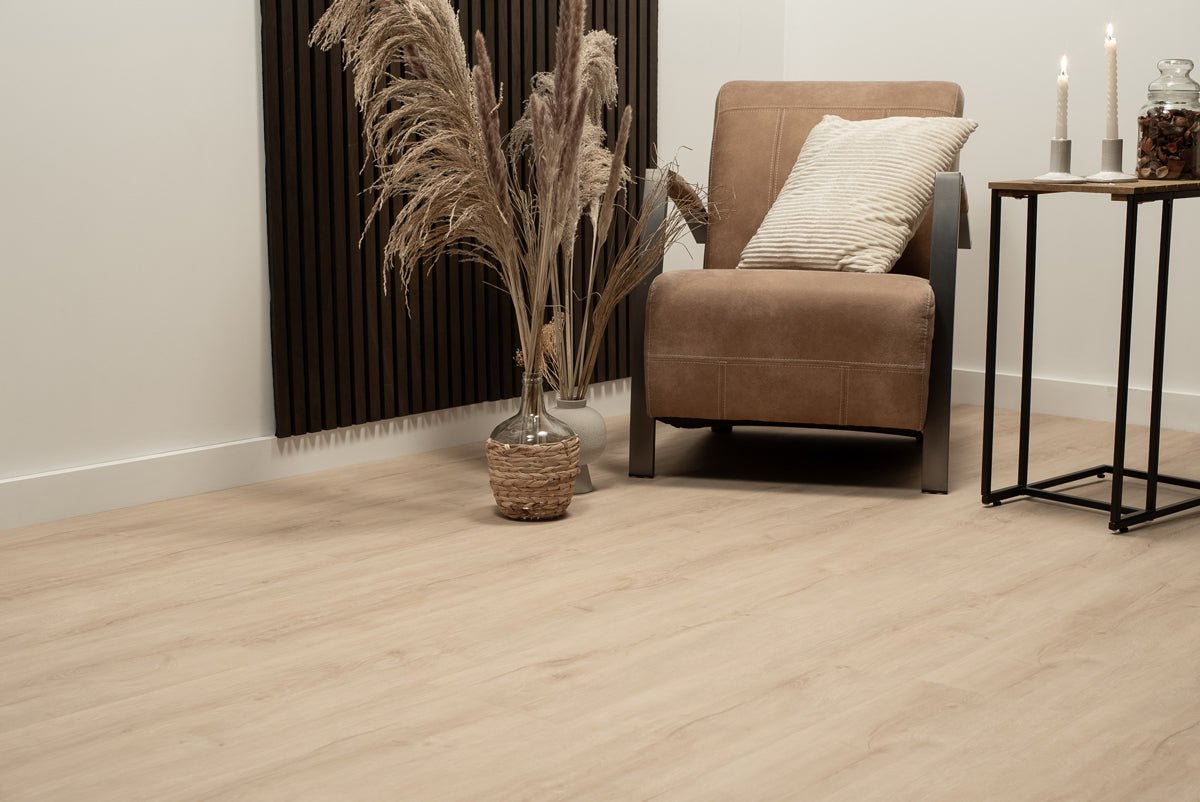 Floer Wigtown Weiß Eiche Dörfer Klebe - Vinyl FLR - 3044 - Solzaleben.de