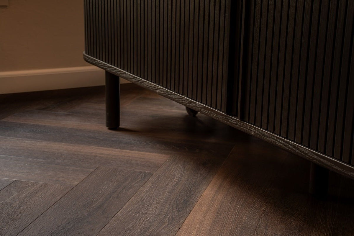Solza Desio Dark Walfischgrät Klebe-Vinyl SLZ-5024 - Solzaleben.de